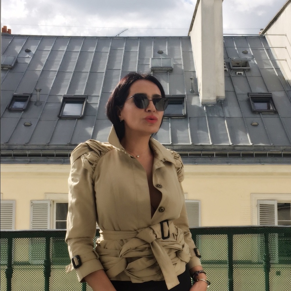 ❤  Studded Burberry Prorsum Paris❤7x HP❤️